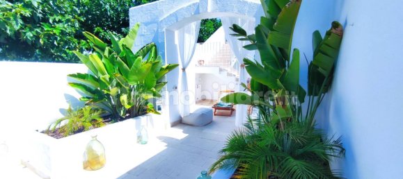 Вилла с 5 спальнями в Porto Cesareo, Италия № 302442 43