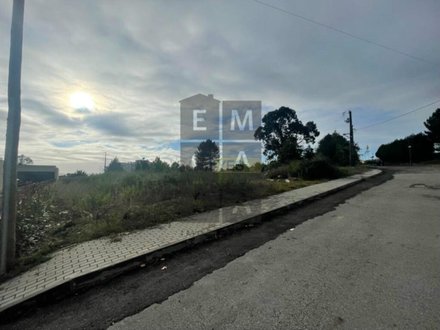 3228m² Land in Oliveira de Azemeis, Portugal No. 73609