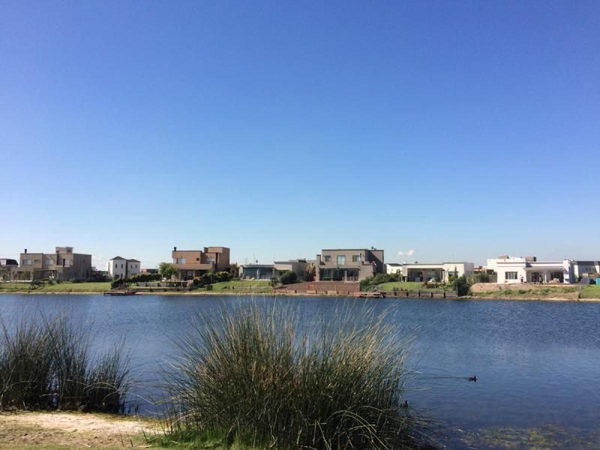  Land in Tigre, Argentina No. 112491