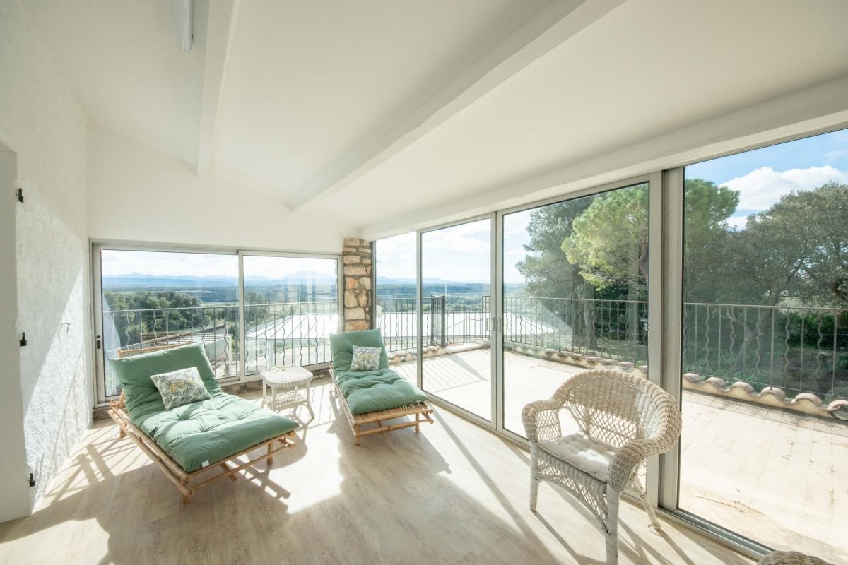 Вилла с 4 спальнями в Сен-Реститю, Франция № 347588