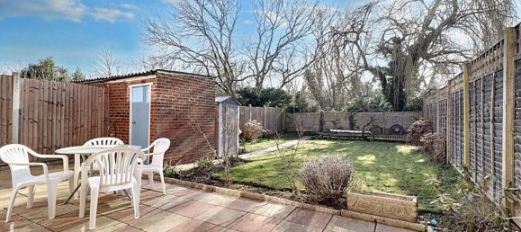 3 bedrooms House in Hayes, United Kingdom No. 5060 9