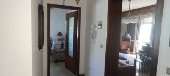 5 bedrooms House in Padua, Italy No. 379559 15