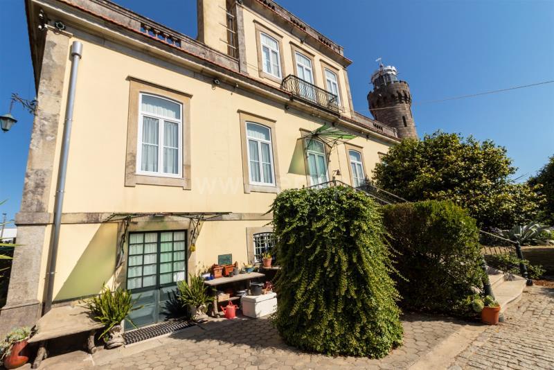 Замки и поместья с 7 спальнями в Вила Нова ди Гая, Португалия № 288200