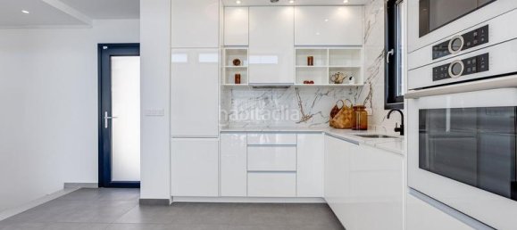 4 bedrooms Villa in Torrevieja, Spain No. 129282 24