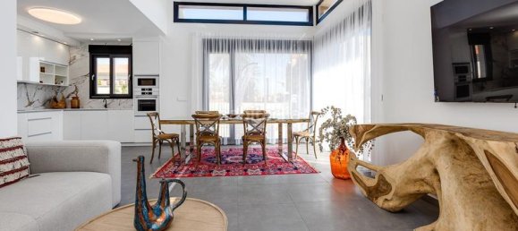 4 bedrooms Villa in Torrevieja, Spain No. 129282 19