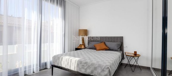 4 bedrooms Villa in Torrevieja, Spain No. 129282 12