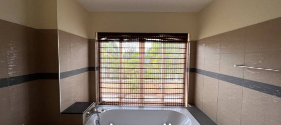 4 bedrooms Villa in Pattaya, Thailand No. 14586 9