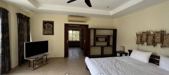 4 bedrooms Villa in Pattaya, Thailand No. 14586 8