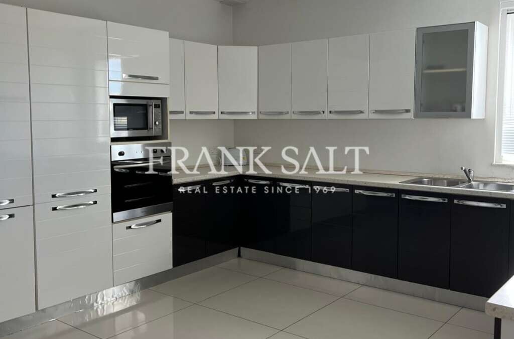 Вилла с 3 спальнями в Нашшар, Мальта № 11444