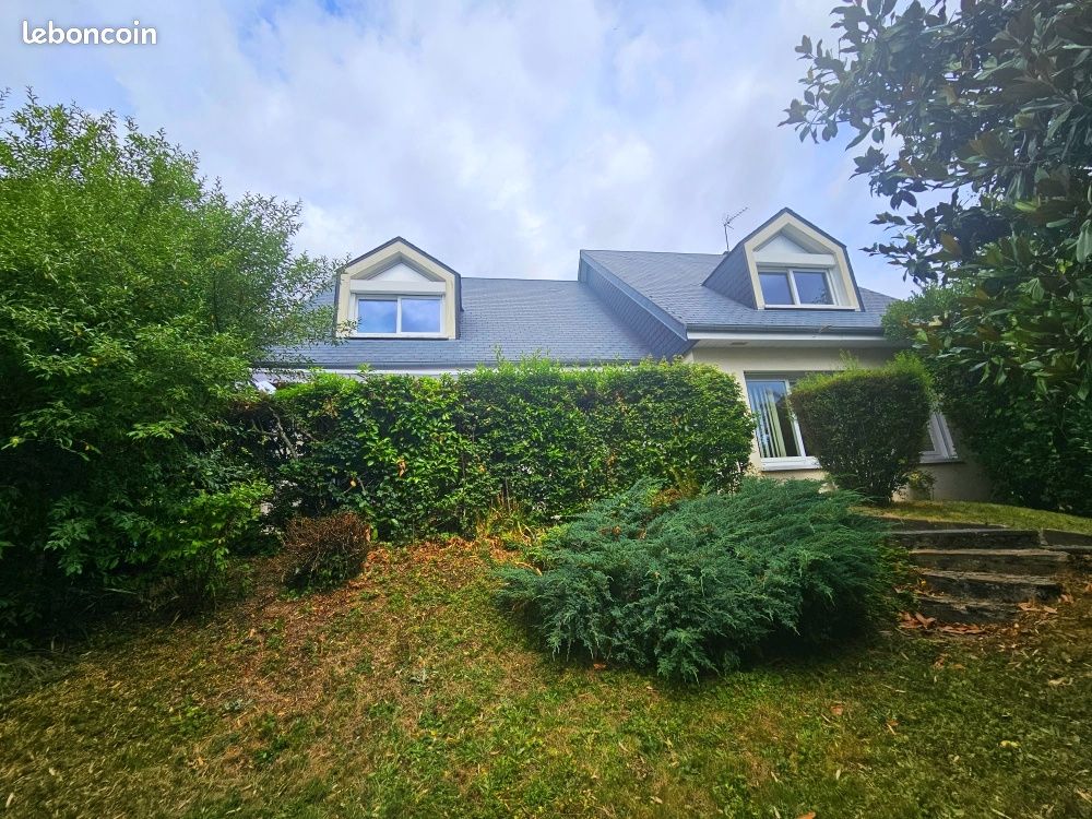 6 bedrooms Apartment in La Souterraine, France No. 291938