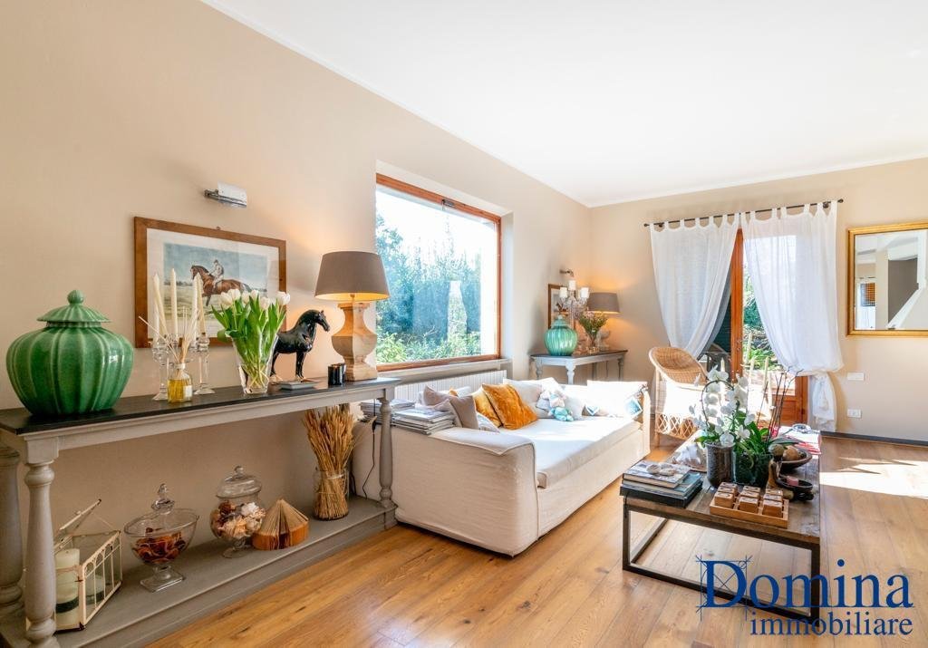 5 غرف نوم فيلا في Montignoso, Italy رقم 120683