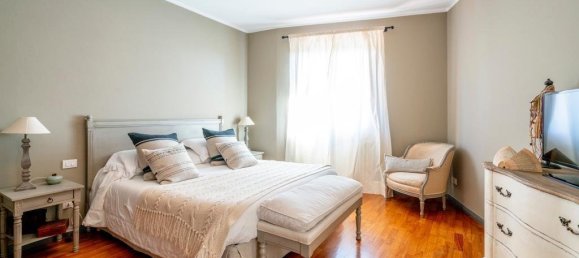 5 غرف نوم فيلا في Montignoso, Italy رقم 120683 18