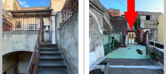 2 bedrooms Apartment in Torre Annunziata, Italy No. 324226 17