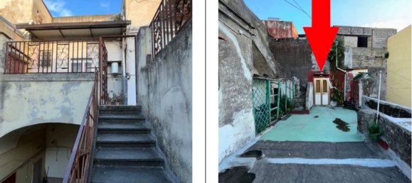 2 bedrooms Apartment in Torre Annunziata, Italy No. 324226 7