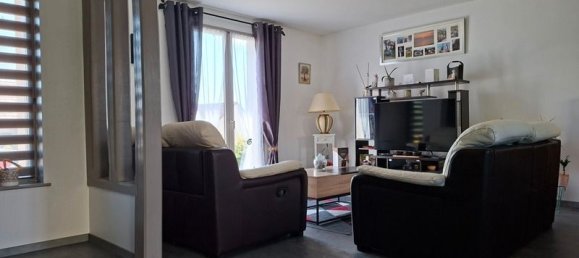 3 bedrooms House in Alencon, France No. 356605 3