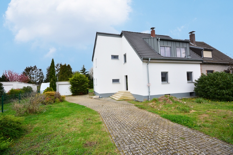 5 chambres Maison à Rhein-Erft, Germany No. 197514