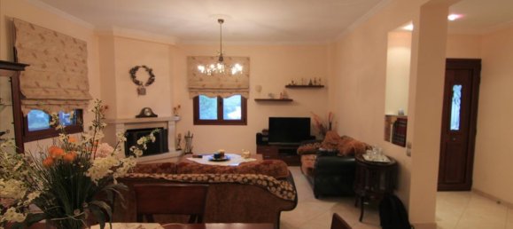 5 chambres villa à vendre à Corfu, Central Corfu and Diapontian Islands, Corfu, Ionian Islands, Peloponnese, Western Greece and the Ionian, Greece № 8225 6