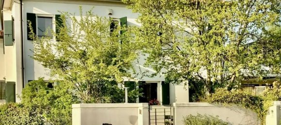 6 rooms House in Vedelago, Italy No. 30544 20