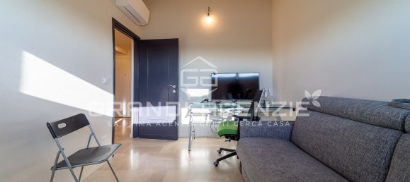 Квартира с 4 комнатами в Парма, Италия № 263465 14