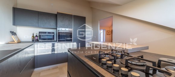 Квартира с 4 комнатами в Парма, Италия № 263465 7