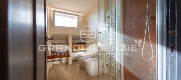 Квартира с 4 комнатами в Парма, Италия № 263465 16