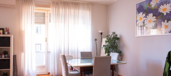 4 rooms Apartment in Milan, Italy No. 290538 3