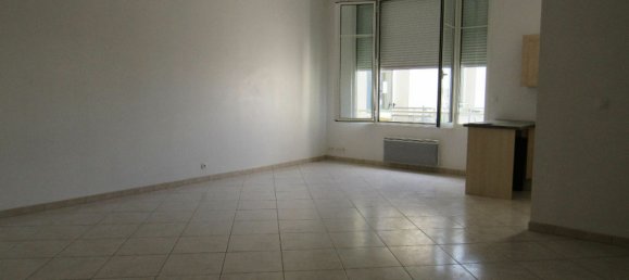 Apartamento de 2 dormitorios en Chateauneuf-sur-Loire, France No. 231432 2