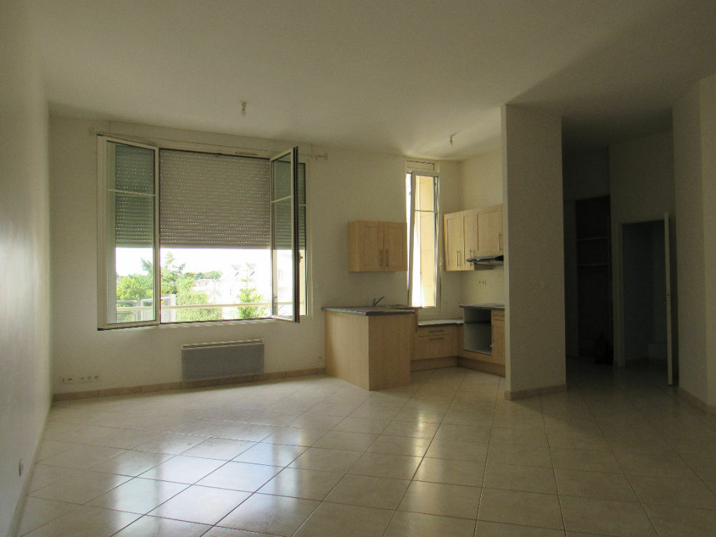 Apartamento de 2 dormitorios en Chateauneuf-sur-Loire, France No. 231432