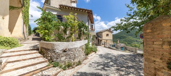 6 rooms House in Spoleto, Italy No. 125882 3
