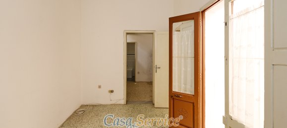5-Zimmer Gewerbliche Immobilie in Matino, Italy, Nr. 59643 7