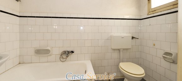 5-Zimmer Gewerbliche Immobilie in Matino, Italy, Nr. 59643 11