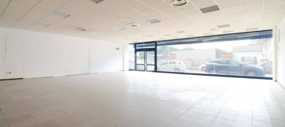 1 bedroom Commercial property in San Benedetto del Tronto, Italy No. 225008 13