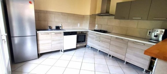 Casa de 3 dormitorios en Verneuil-sur-Vienne, France No. 304419 11