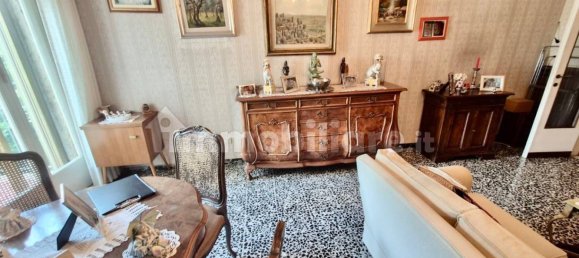 3 Schlafzimmer Wohnung in Florence, Italy, Nr. 337574 3