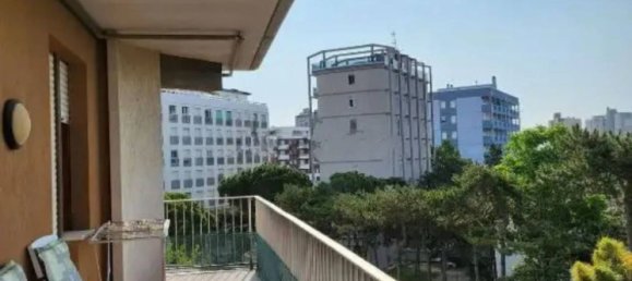 Apartamento de 4 habitaciónes en Udine, Italy No. 229680 9