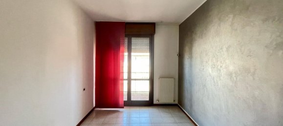 2 rooms Apartment in Lugo, Italy No. 16222 4