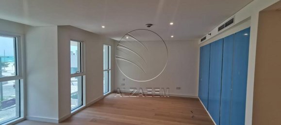 2 bedrooms Townhouse in Saadiyat Island, UAE No. 29177 12