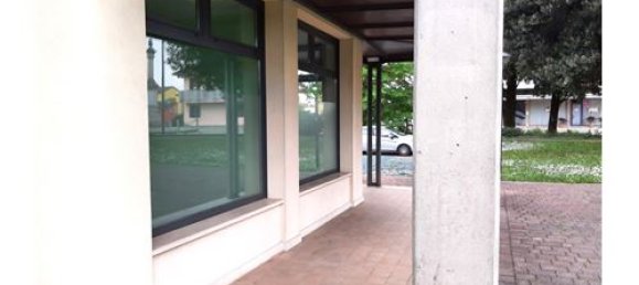 8 rooms Commercial property in Susegana, Italy No. 298626 13