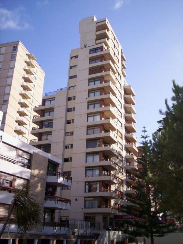2 bedrooms Apartment in Mar del Plata, Argentina No. 90087