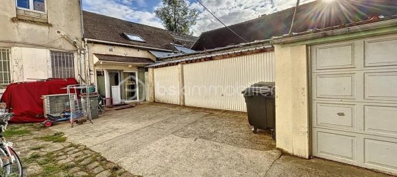 35m² Garage in Corbeil-Essonnes, France No. 325573 3