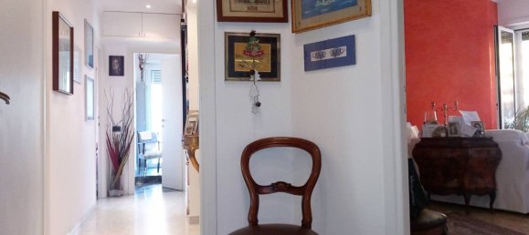 Apartamento de 2 dormitorios en Rome, Italy No. 8946 8