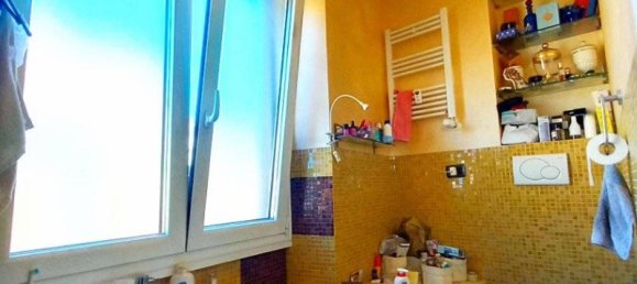 Apartamento de 2 dormitorios en Rome, Italy No. 8946 29