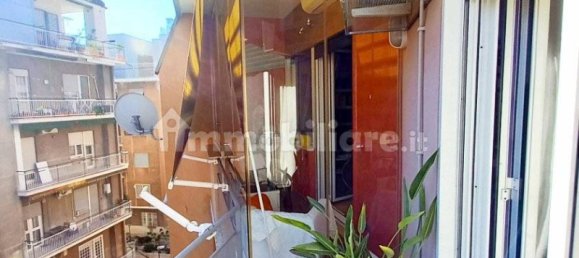 Apartamento de 2 dormitorios en Rome, Italy No. 8946 40