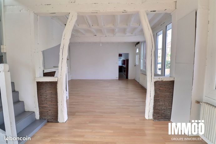 3 Schlafzimmer Haus in Deville-les-Rouen, France, Nr. 353971