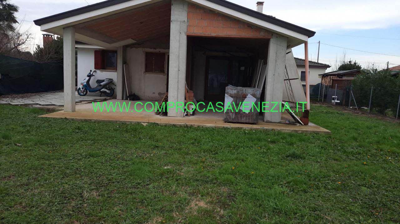 5-salle Maison à Casale sul Sile, Italy No. 235107