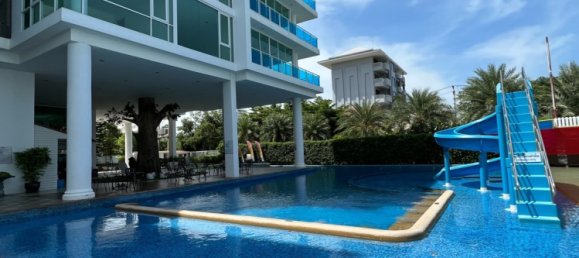 2 chambres appartement à vendre à Hua Hin, Prachuap Khiri Khan, Western Thailand, Thailand № 82621 10