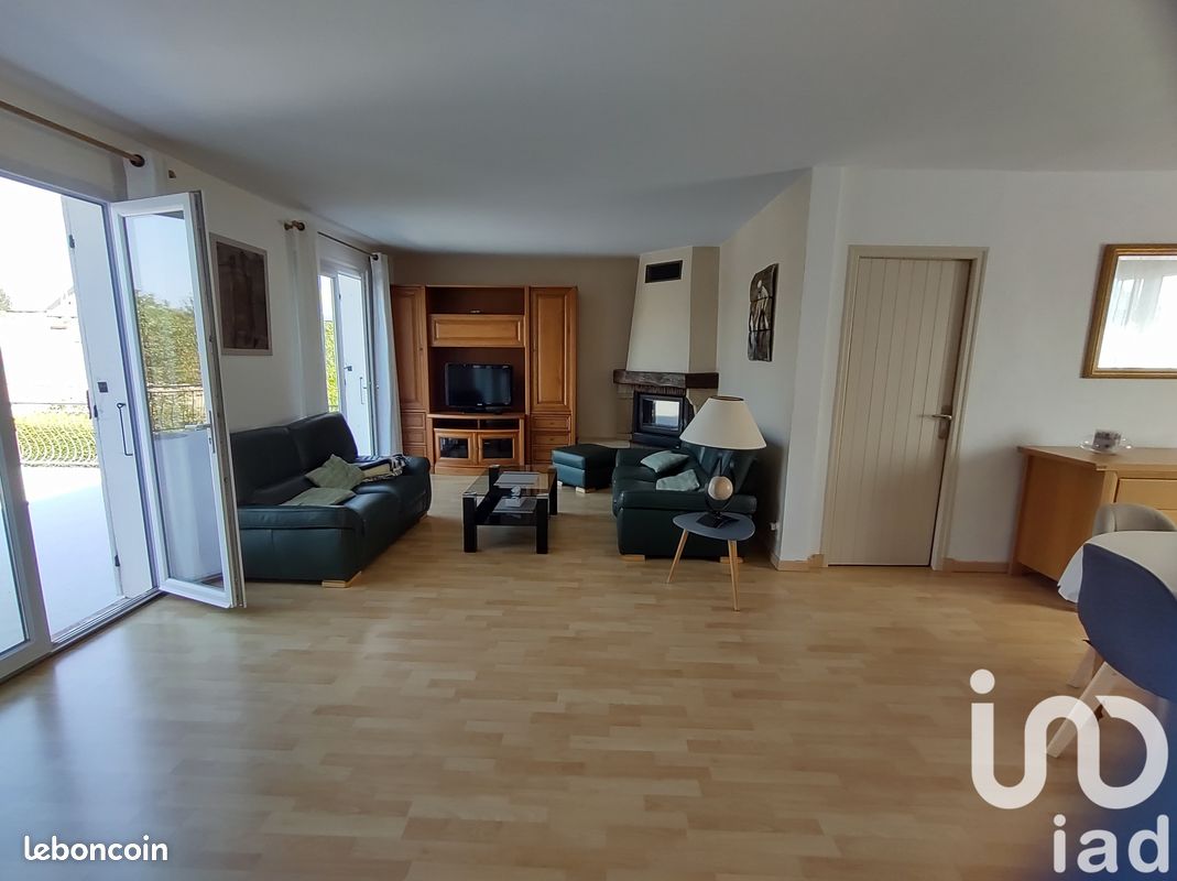 Дом с 6 спальнями в Бюзансе, Франция № 229529