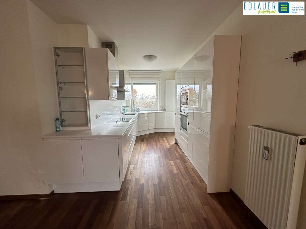 4 rooms Apartment in St. Polten, Austria No. 24880