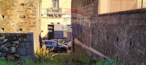 824m² Land in Giarre, Italy No. 72773 10