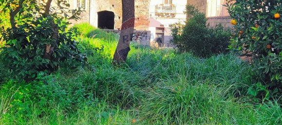 824m² Land in Giarre, Italy No. 72773 9